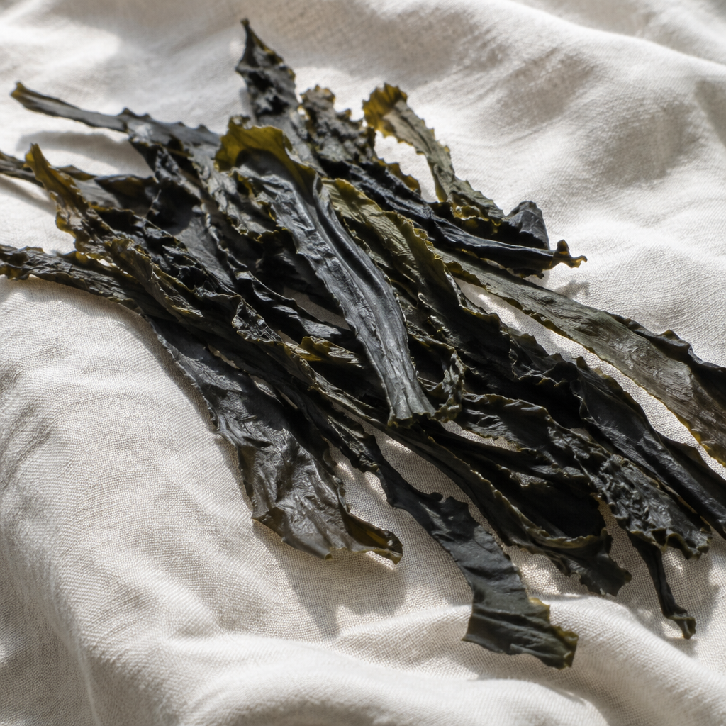 Dried kelp strips, a source of marine minerals